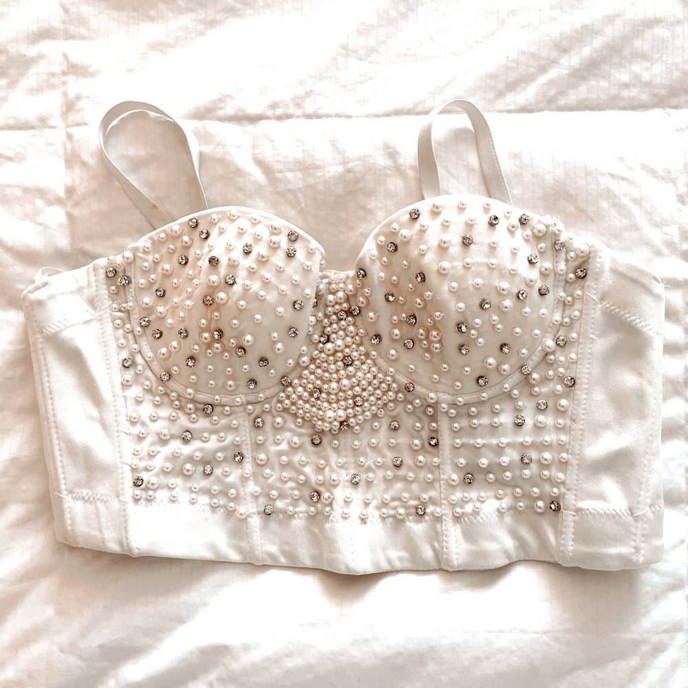 White Pearls Corset